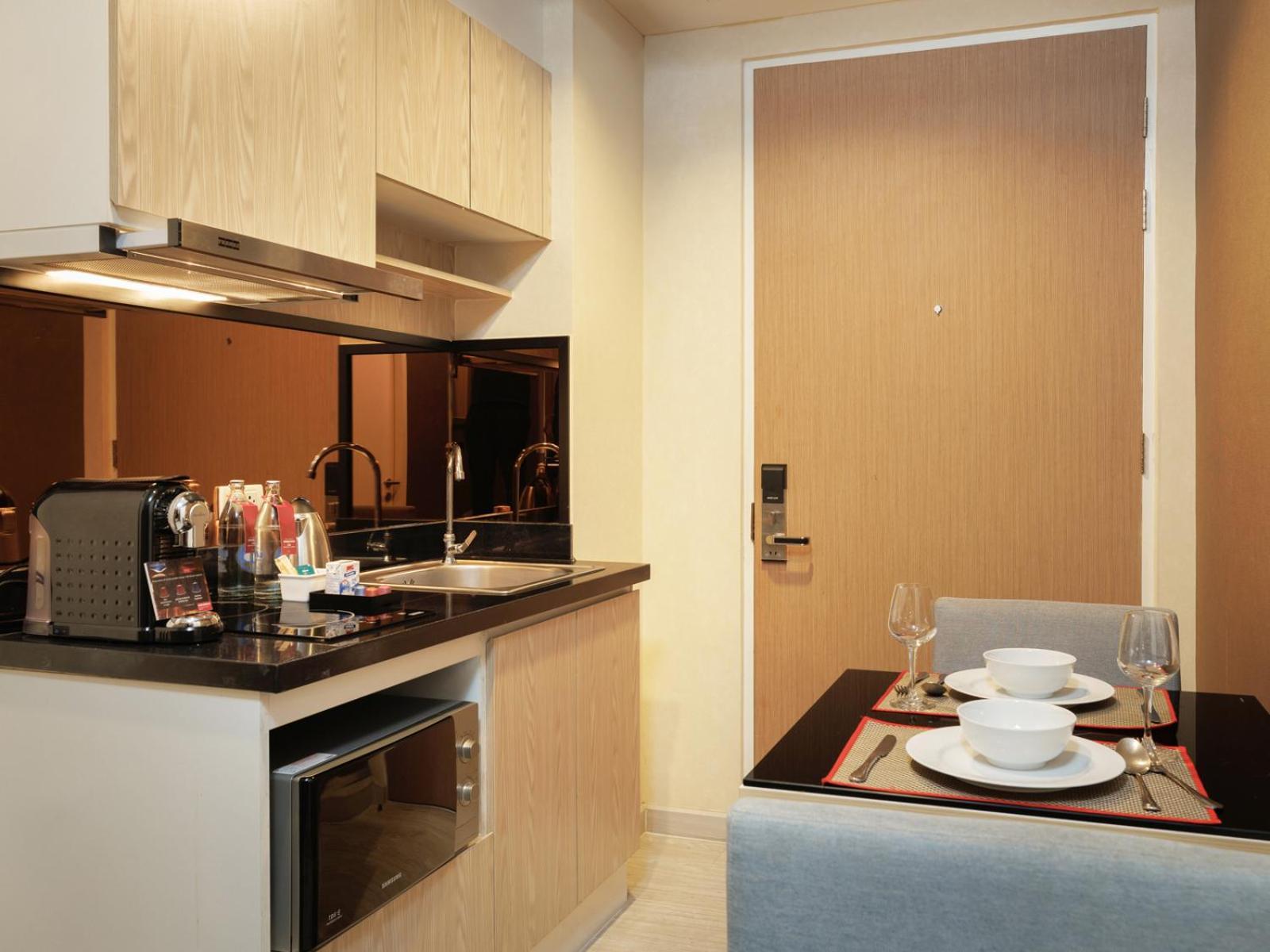 Estella Ekkamai Bangkok Ngoại thất bức ảnh